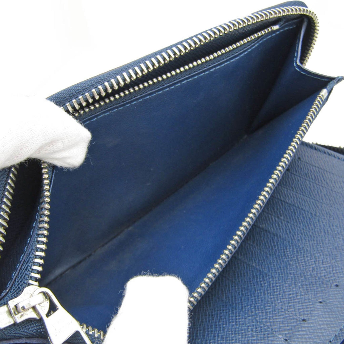 LOUIS VUITTON Taiga Zippy Wallet M32837 Men's Taiga Leather Long Wallet [bi-fold] Navy,Ocean