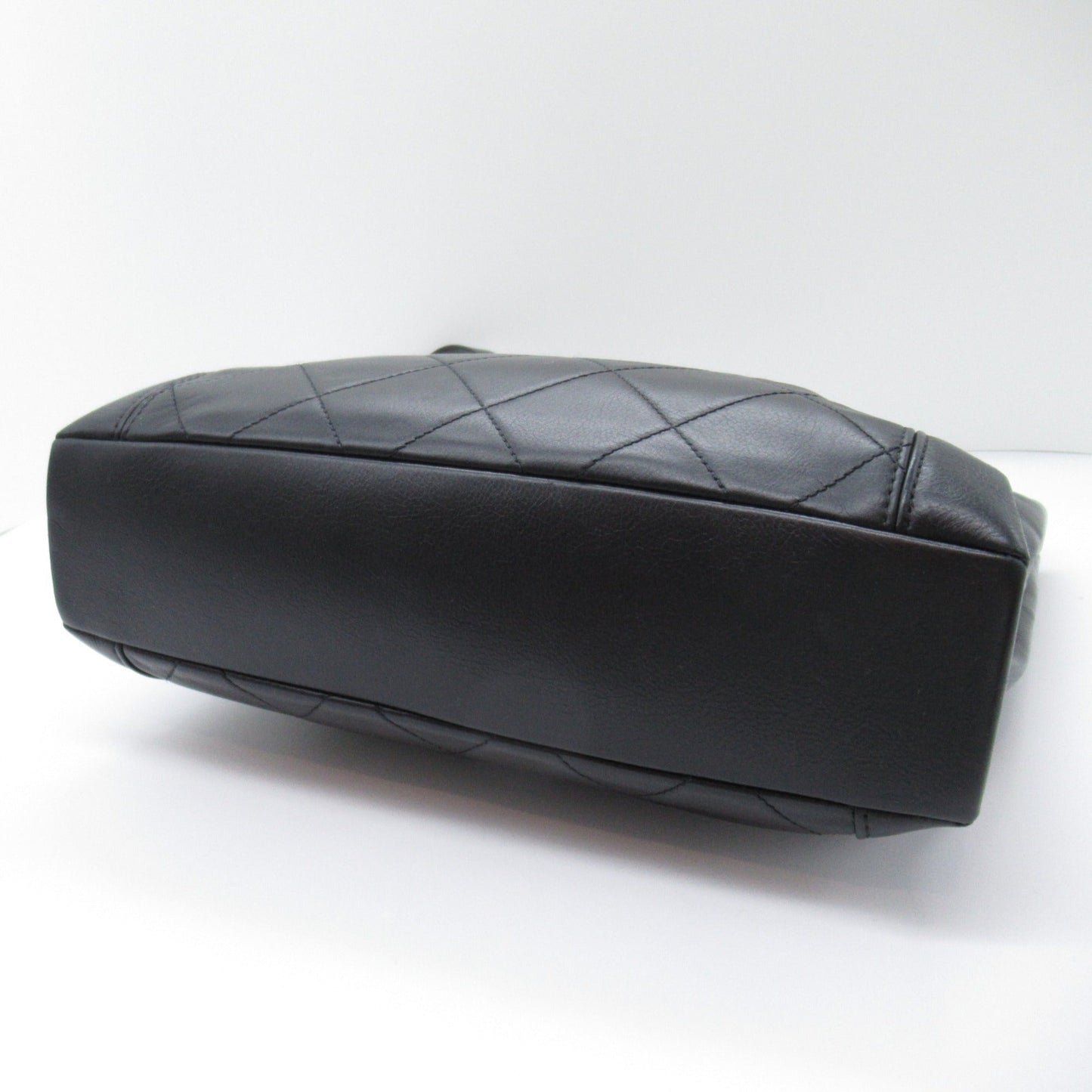 CHANEL Matelasse Shoulder tote Black Lambskin (sheep leather)