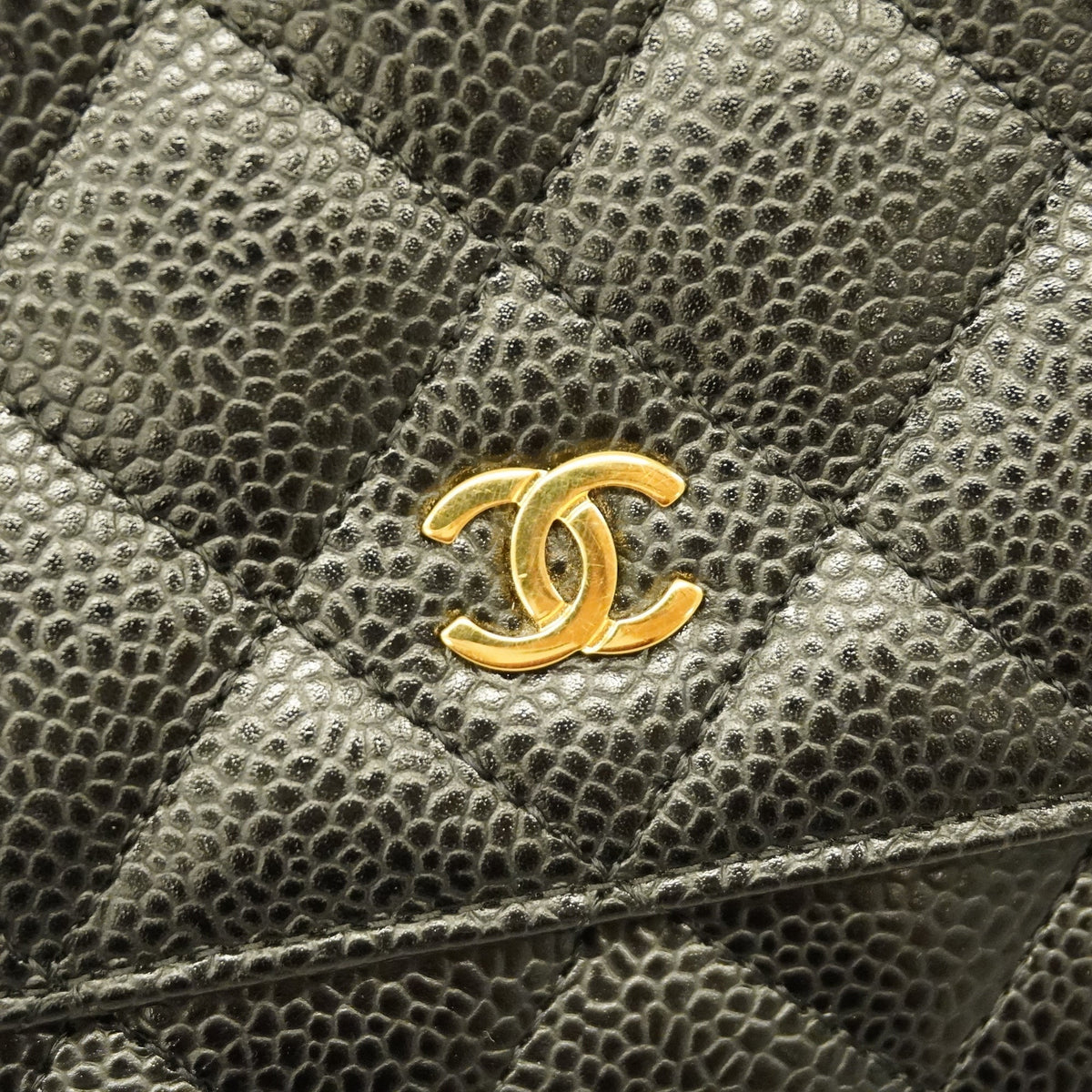 ChanelAuth  Matelasse Chain Shoulder Gold Hardware Caviar Leather Black
