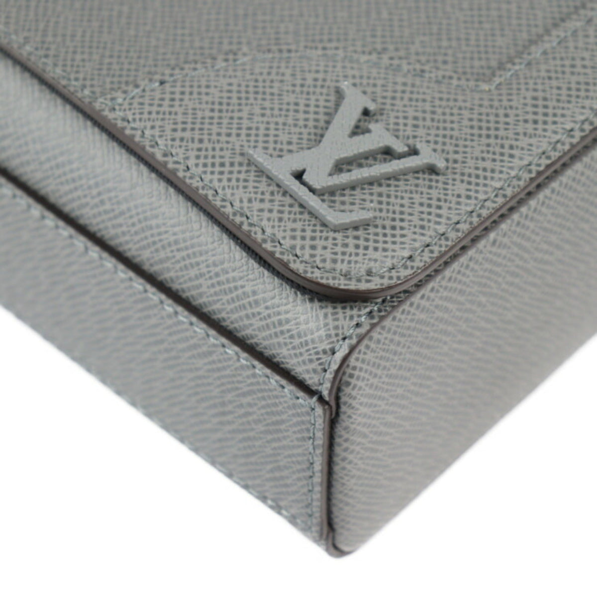 LOUIS VUITTON New Flap Messenger Shoulder Bag M30808 Taiga Gray Silver Hardware 2023 Current Product Vuitton