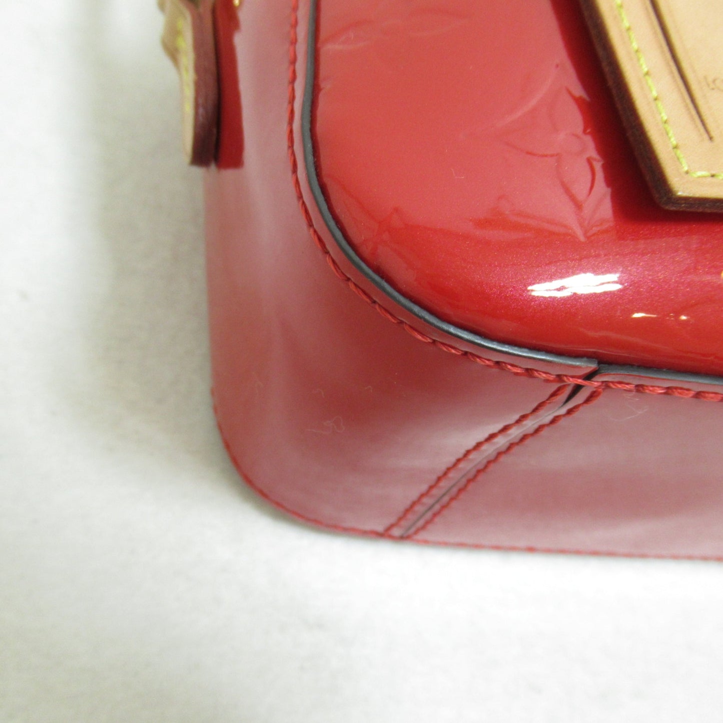 LOUIS VUITTON Santa Monica Shoulder Bag Red Cerise Vernis enamel M90368