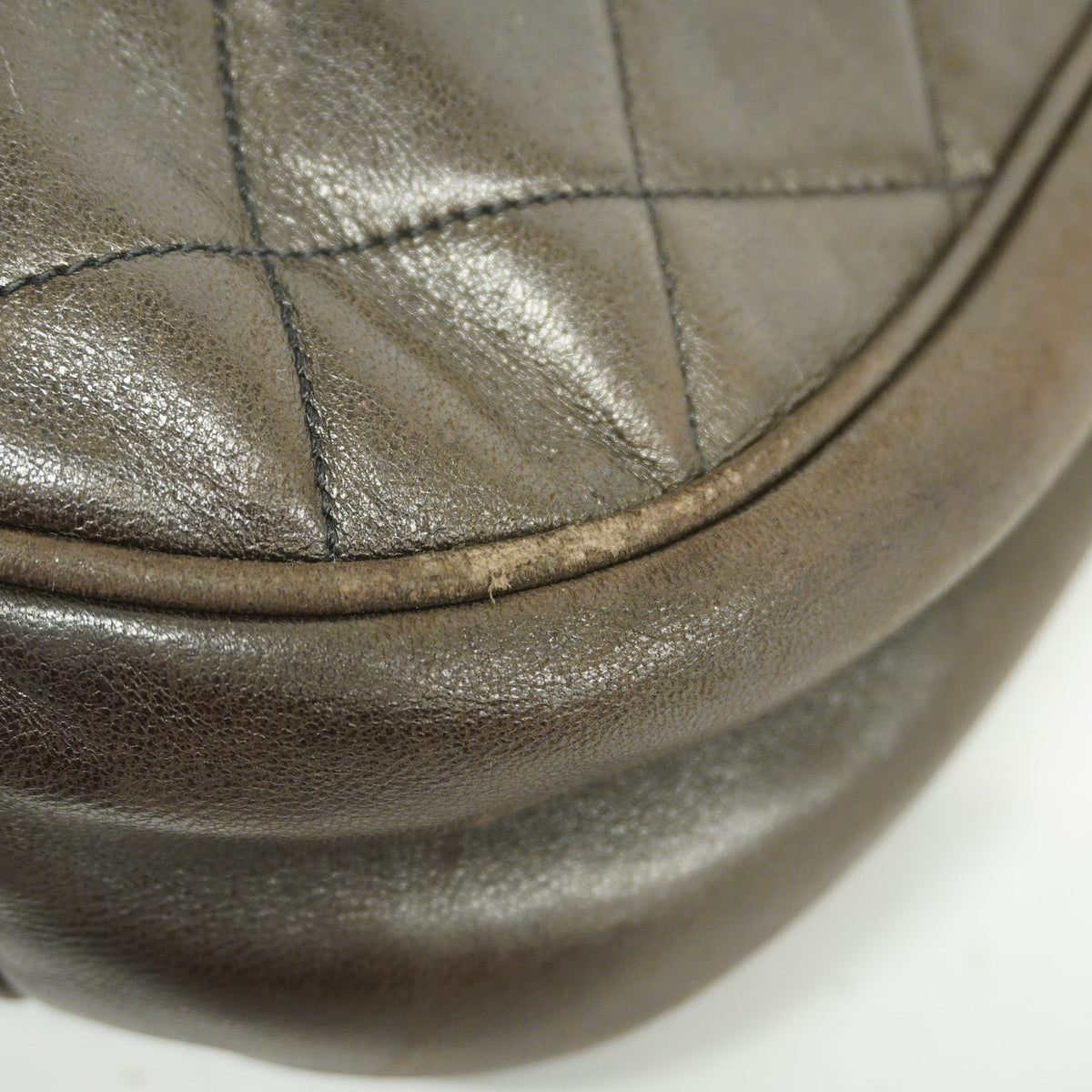 ChanelAuth  Matelasse Lambskin Women's Leather Shoulder Bag Black