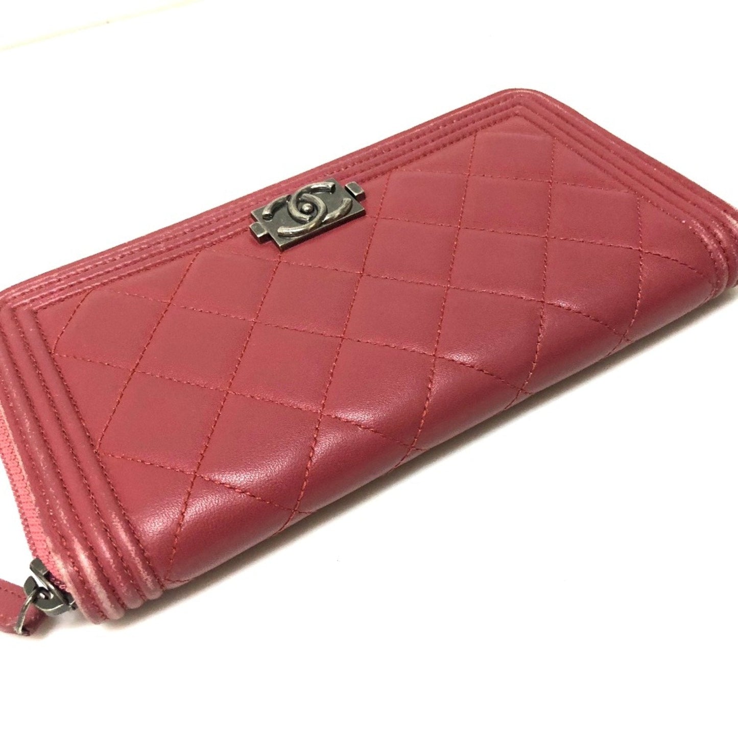 Chanel A68733 Boy chanel Zip Around Long Wallet Long Wallet Rose