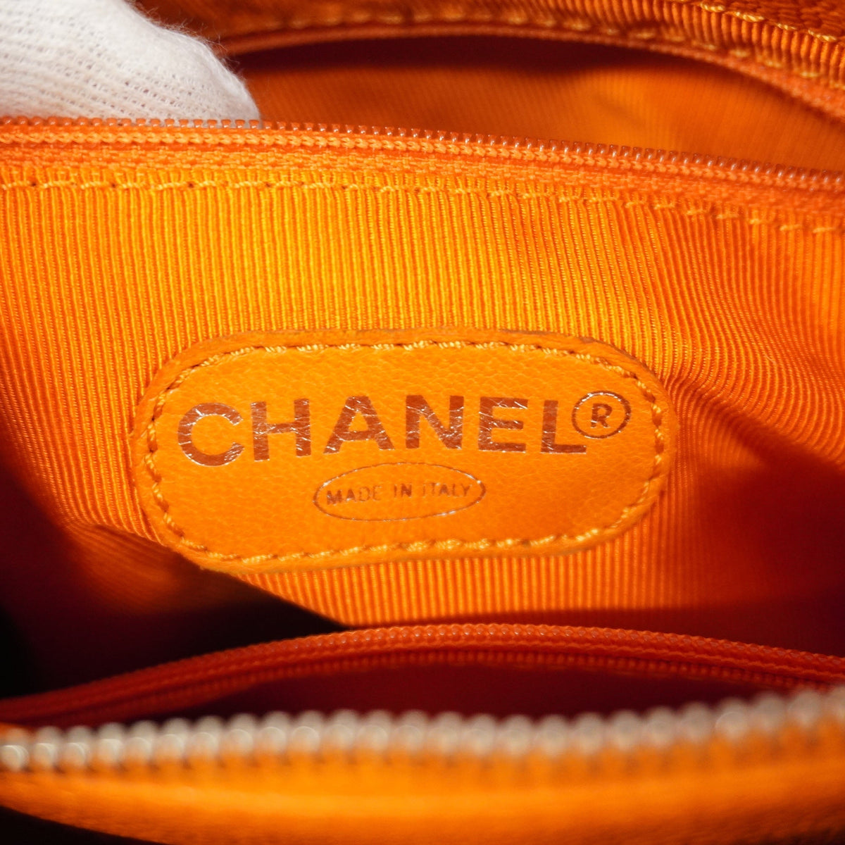 ChanelAuth  Women's Caviar Leather Shoulder Bag Orange
