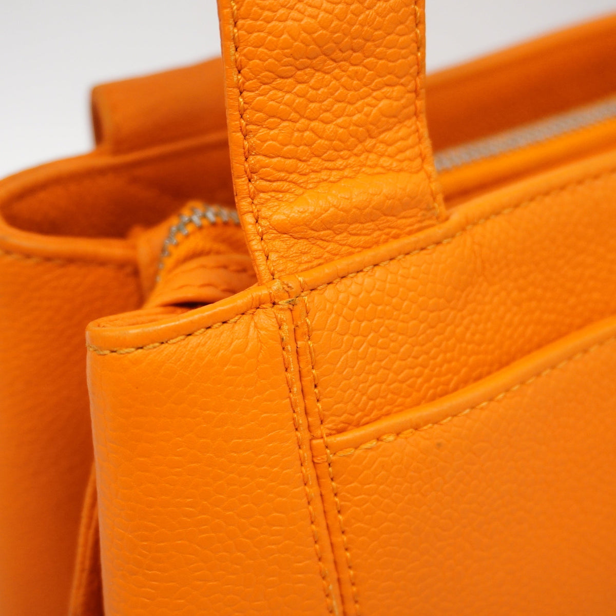 ChanelAuth  Women's Caviar Leather Shoulder Bag Orange
