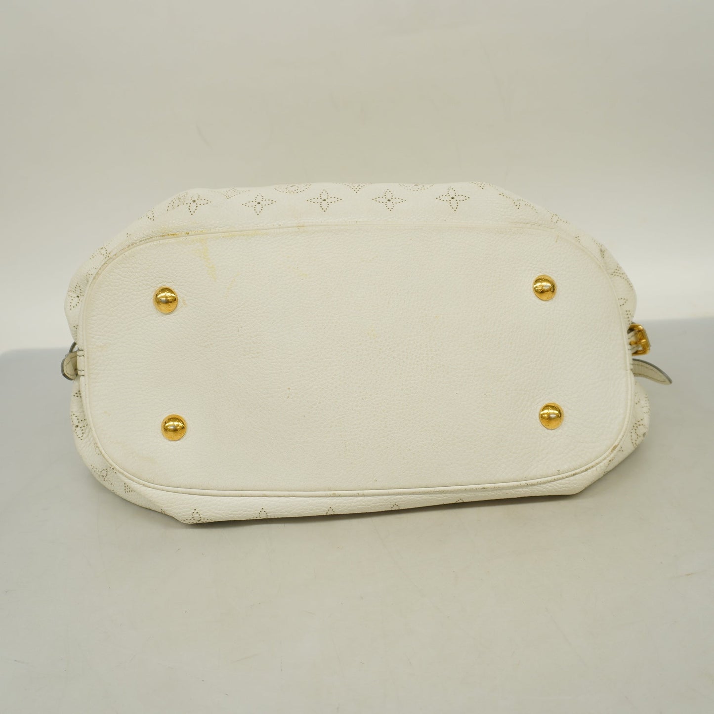 LOUIS VUITTONAuth  Mahina Tote Bag XL M95715 Women's Tote Bag Blanc