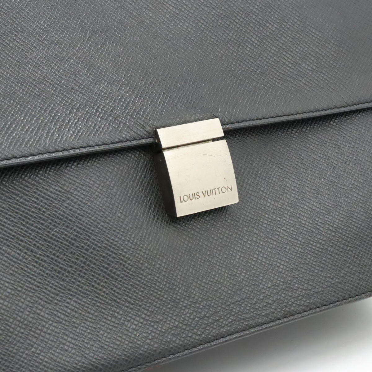 LOUIS VUITTON Taiga Selenga Second Bag Clutch Leather Ardoise Black M30782