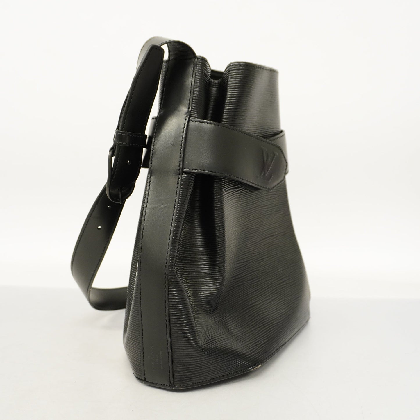 LOUIS VUITTONAuth  Epi Sac De Paul PM M80157 Women's Shoulder Bag Noir