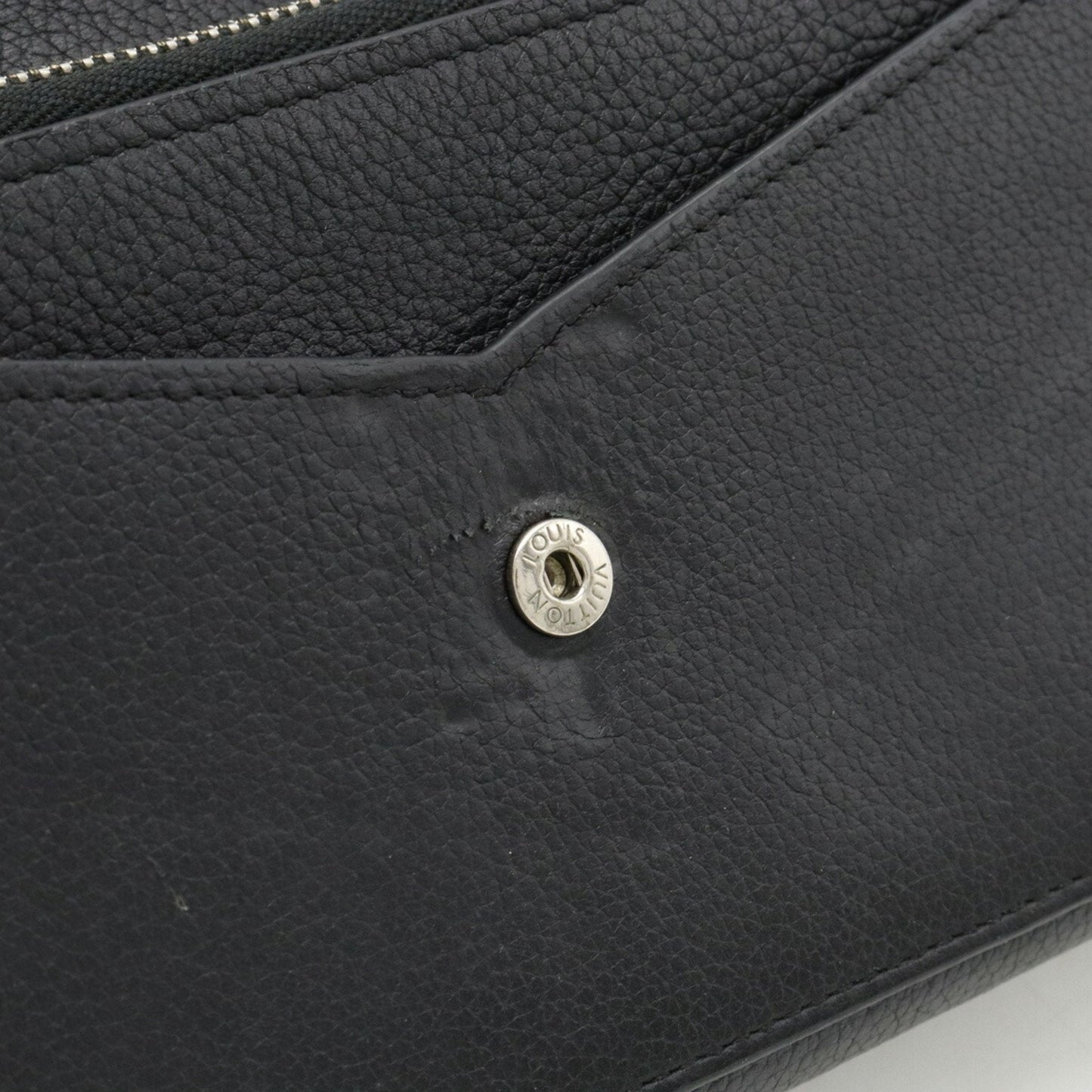 LOUIS VUITTON Portefeuil My Lock Me Bifold Long Wallet Leather Noir Black M62530