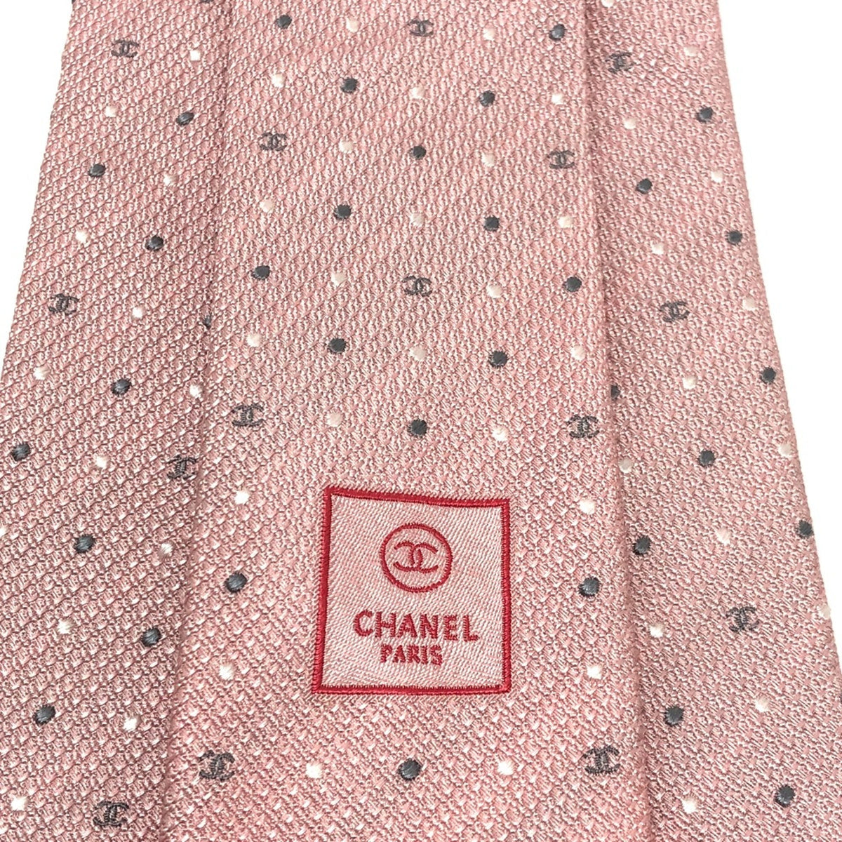 Chanel Necktie pink