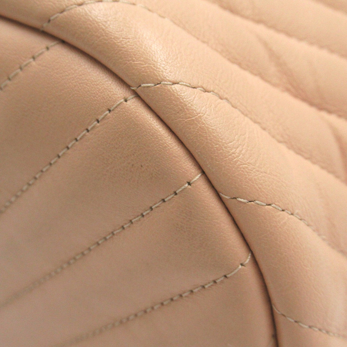 CHANEL V-stitch Rucksack Beige leather
