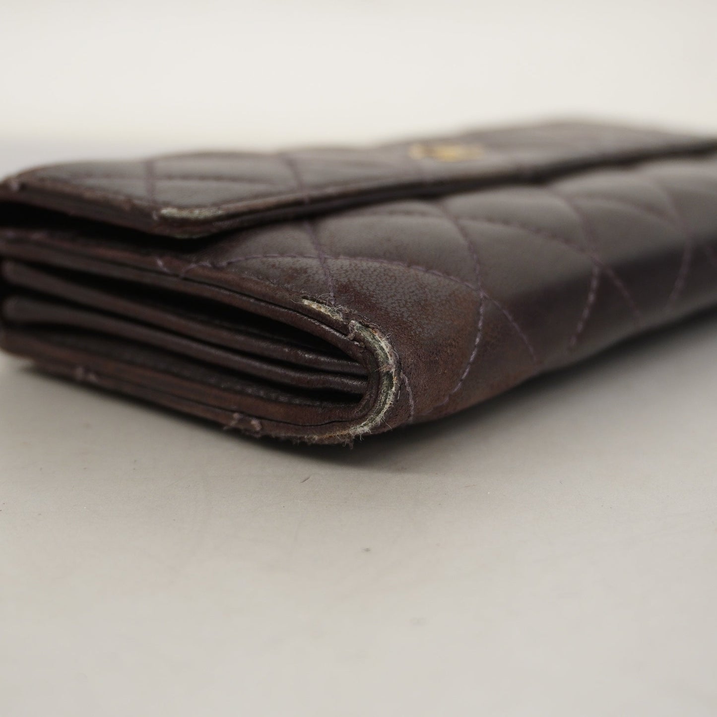 ChanelAuth  Matelasse Gold Hardware Women's Leather Long Wallet [bi-fold] Purple