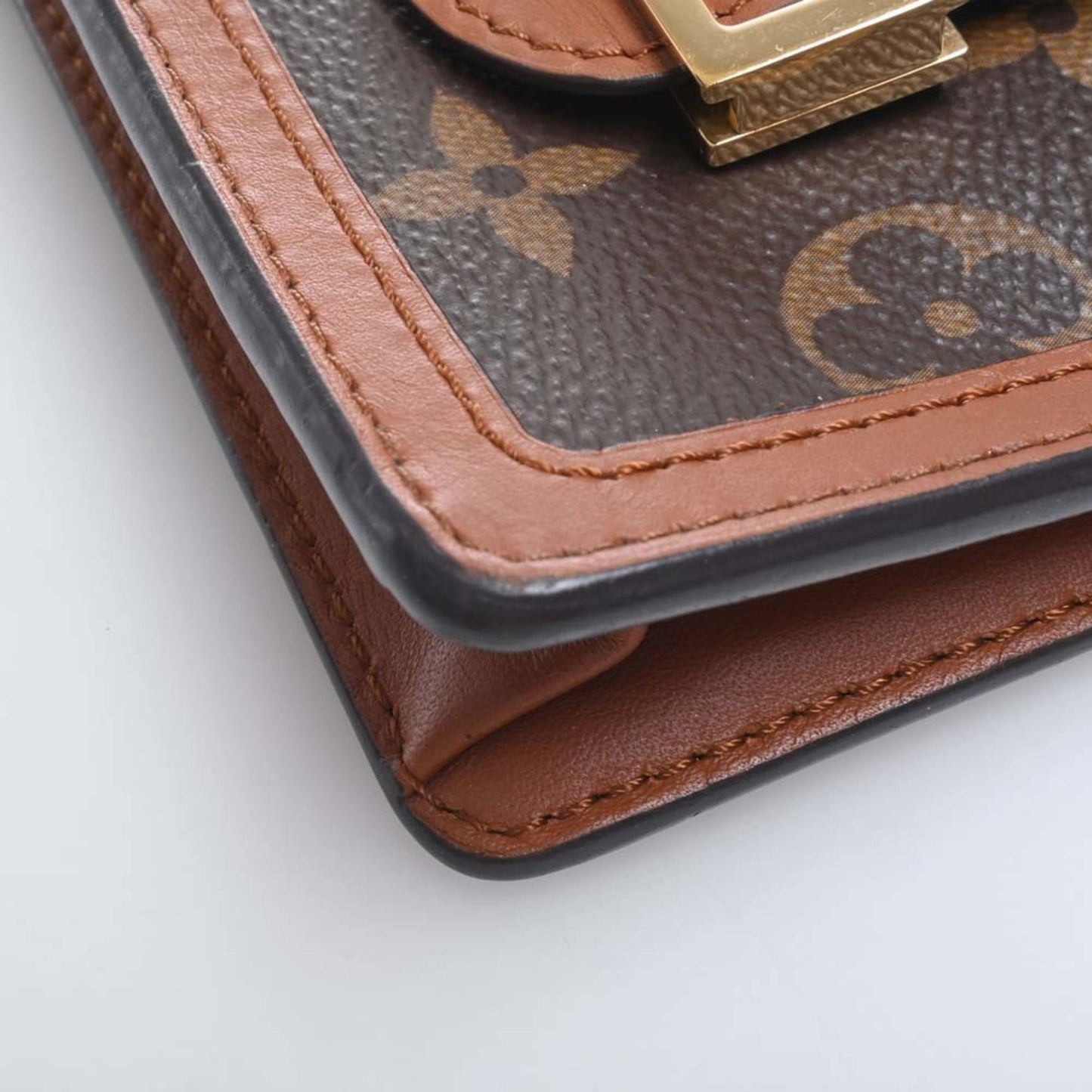 LOUIS VUITTON Monogram Reverse Dauphine Multicult Card Case M68751 Brown Ladies