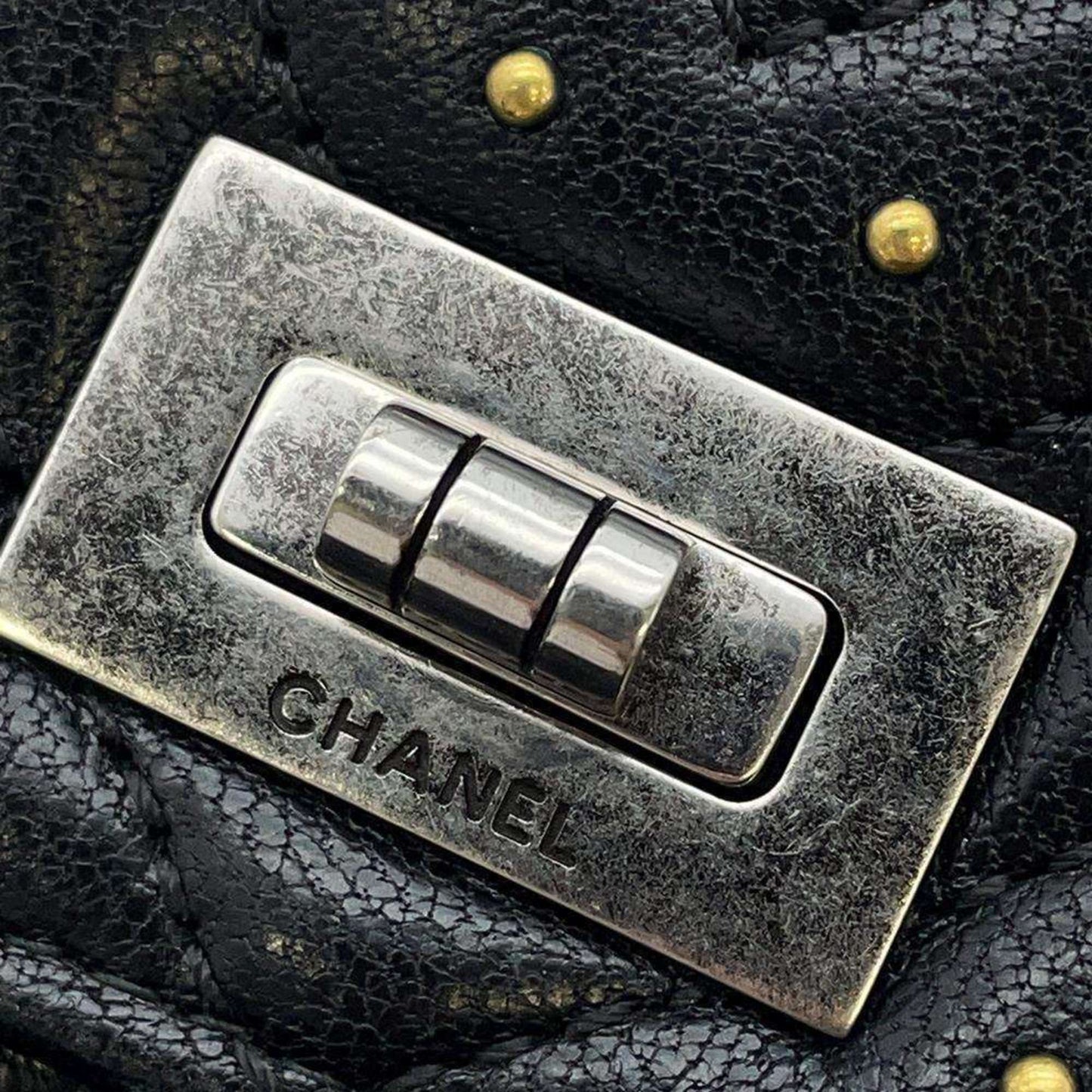 Chanel Chain Wallet 2.55 Chevron Studs V Stitch Lambskin CHANEL Black