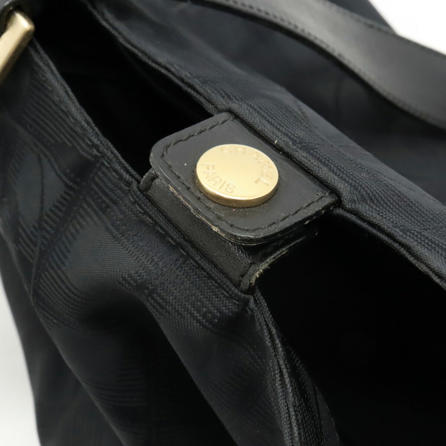 CHANEL New Travel Line Tote Bag Handbag Shoulder Black A20518