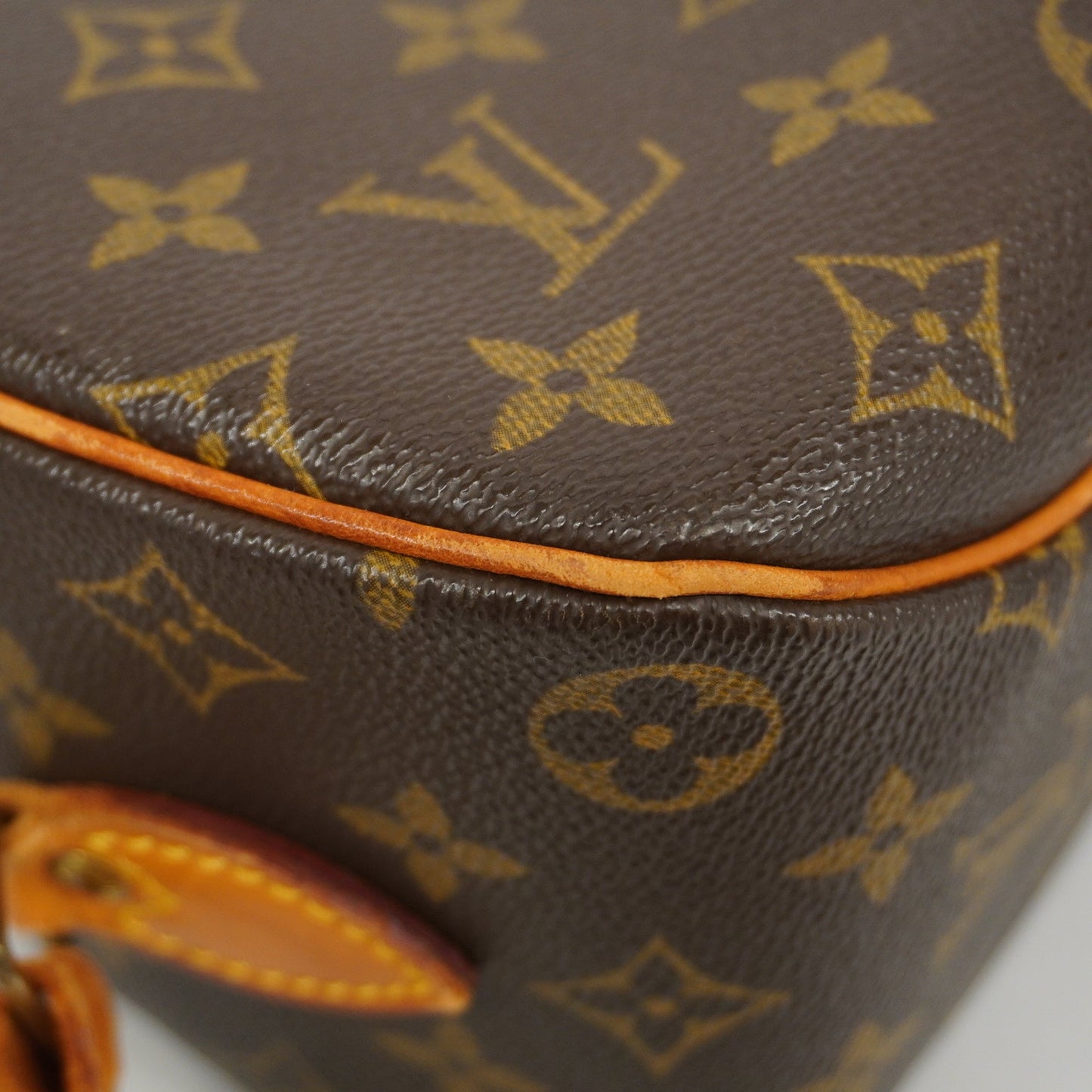 LOUIS VUITTONAuth  Monogram Blower M51221 Women's Shoulder Bag