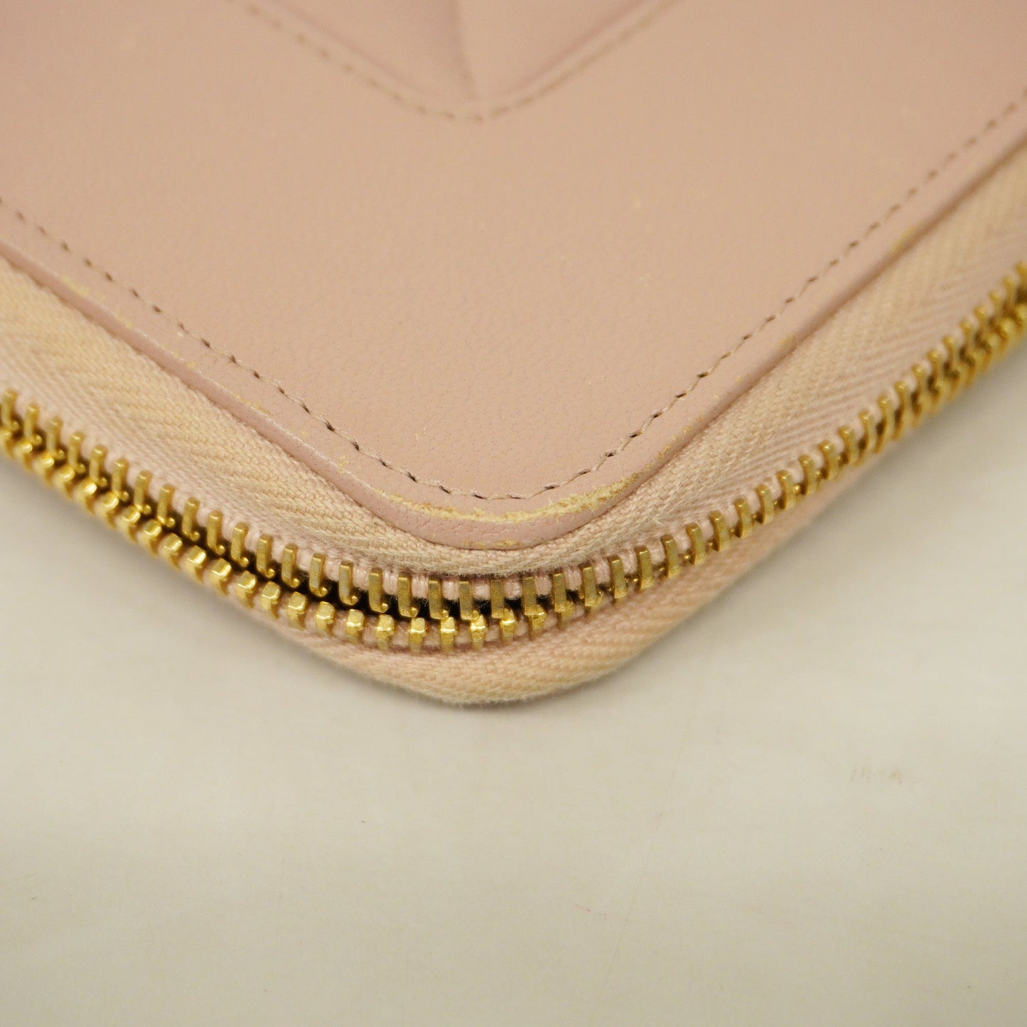ChanelAuth  Matelasse Long Wallet Gold Hardware Women's Lambskin Long Wallet