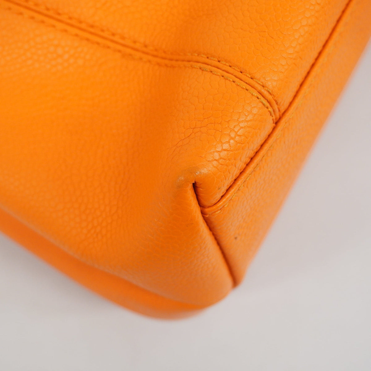 ChanelAuth  Women's Caviar Leather Shoulder Bag Orange