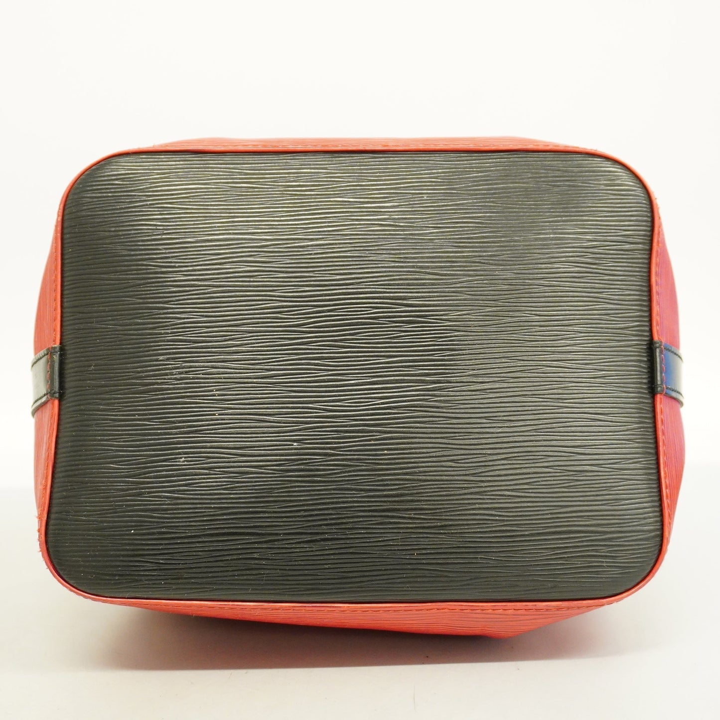 LOUIS VUITTONAuth  Epi Petit Noe M44172 Women's Shoulder Bag Castilian