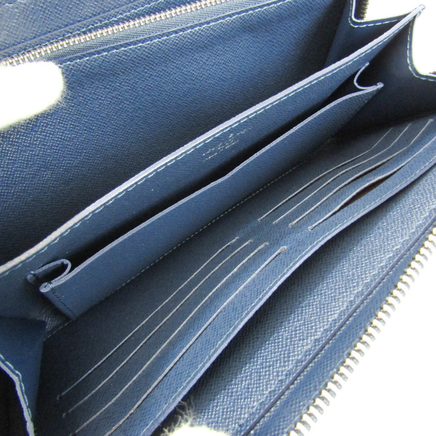 LOUIS VUITTON Taiga Zippy XL M42098 Men's Taiga Leather Long Wallet [bi-fold] Ocean