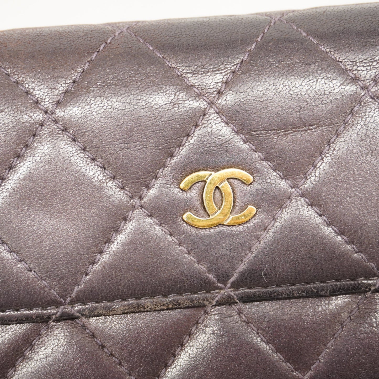ChanelAuth  Matelasse Gold Hardware Women's Leather Long Wallet [bi-fold] Purple