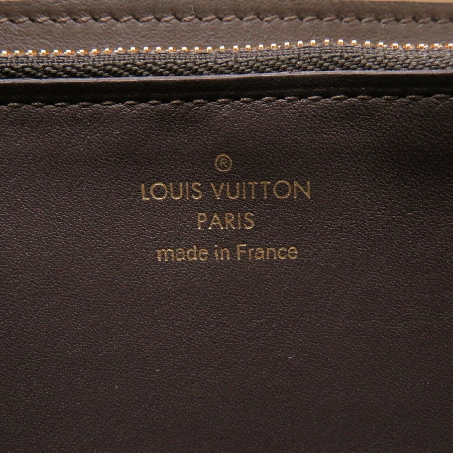 LOUIS VUITTON Portefeuil Capucines Taurillon Leather Galle M61249 IC Tag Long Wallet Beige