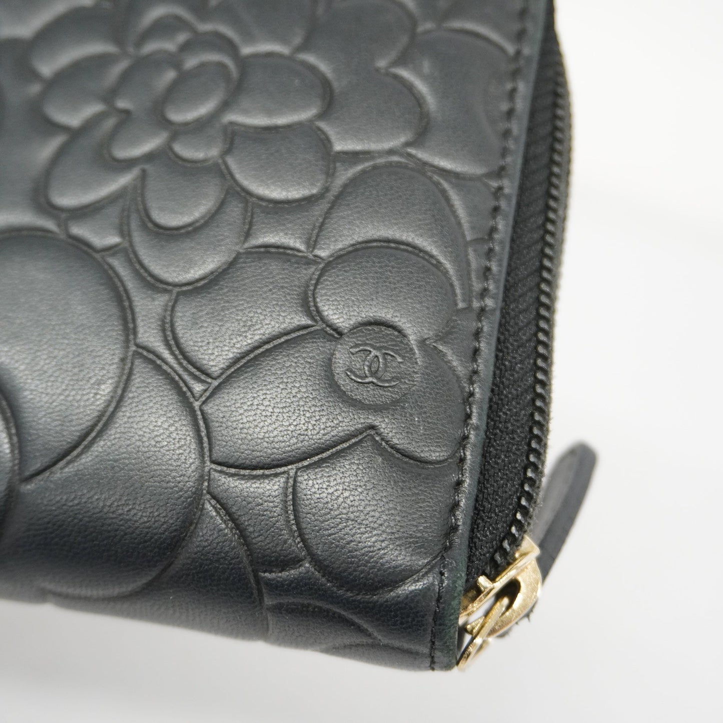 ChanelAuth  Camellia Long Wallet [bi-fold] Gold Hardware Women's Lambskin Black