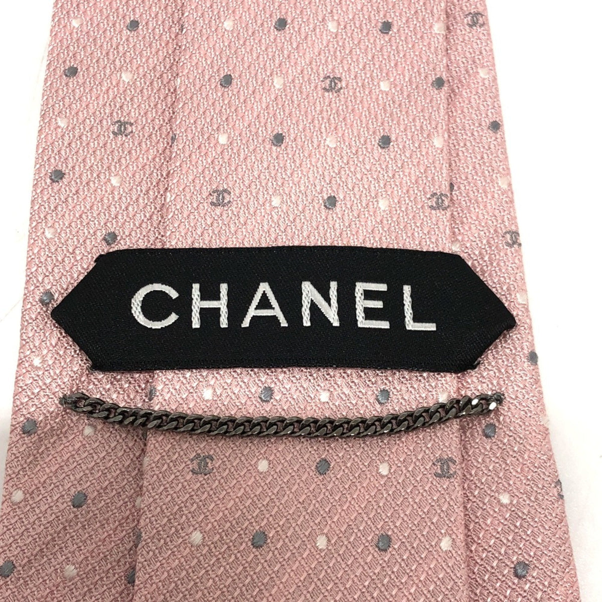 Chanel Necktie pink
