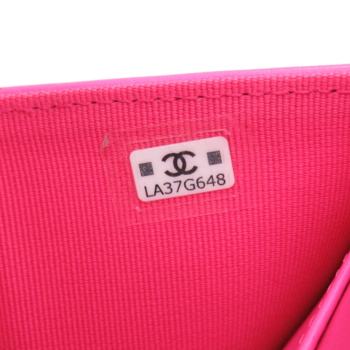 CHANEL Matelasse Tri-Fold Wallet Pink Caviar Skin (Grained Calf)