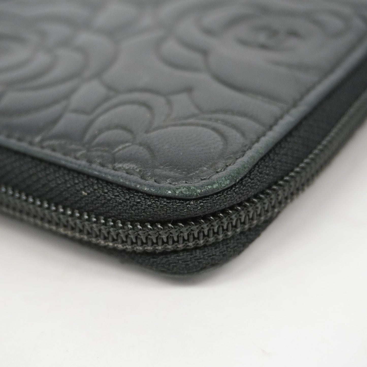 ChanelAuth  Camellia Long Wallet [bi-fold] Gold Hardware Women's Lambskin Black