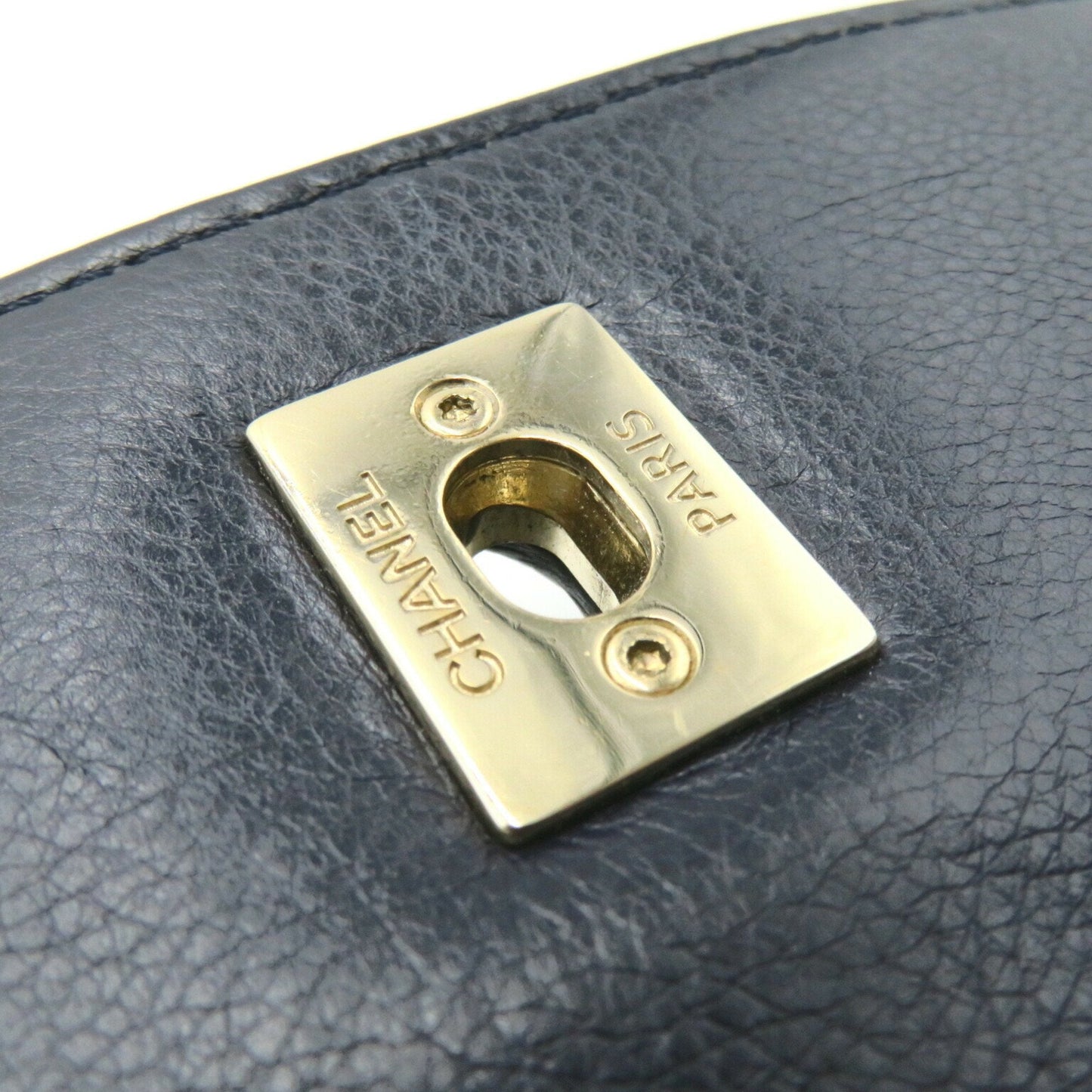 CHANEL V-stitch chain shoulder bag, calf leather, for women, navy