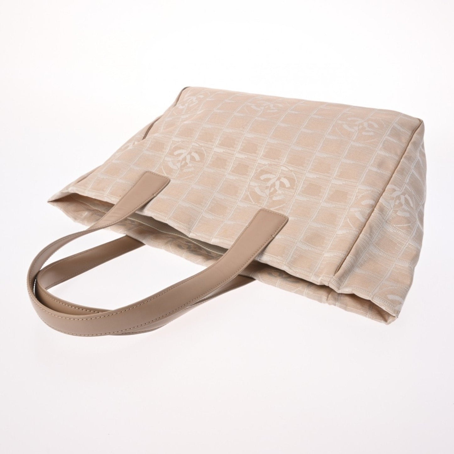 CHANEL New Travel Line Tote MM Beige A15991 Women's Nylon Handbag