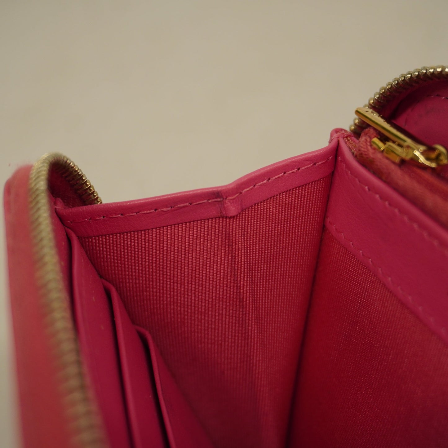 ChanelAuth  Matelasse Gold Hardware Women's Caviar Leather Long Wallet Pink
