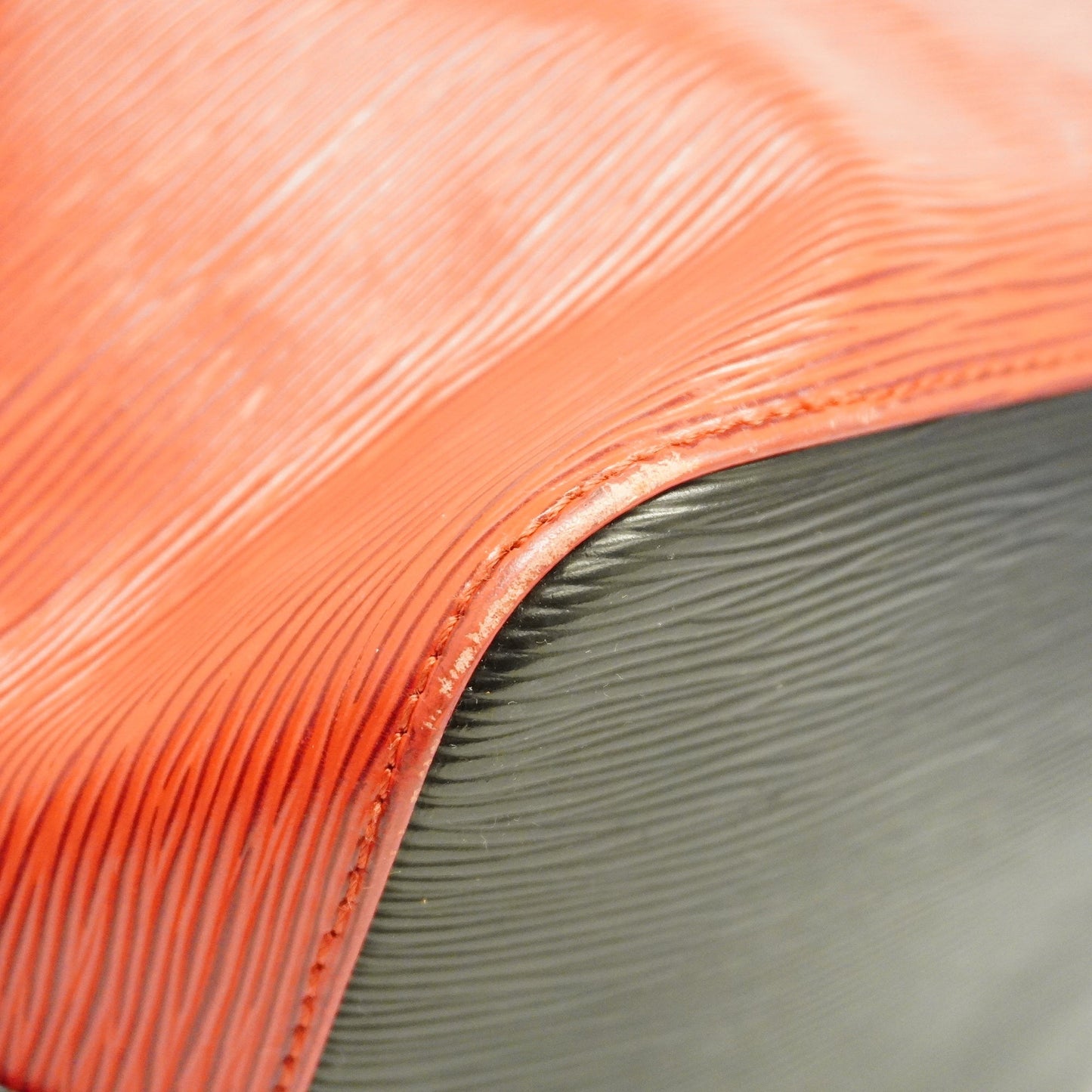 LOUIS VUITTONAuth  Epi Petit Noe M44172 Women's Shoulder Bag Castilian