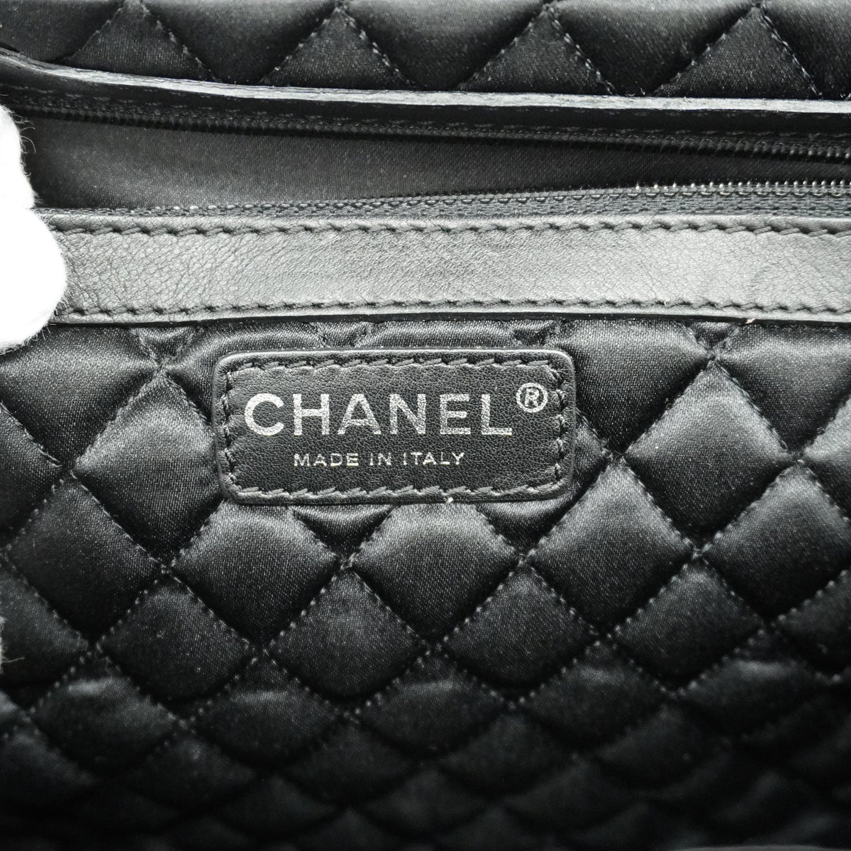 ChanelAuth  Women's Leather Shoulder Bag Brown