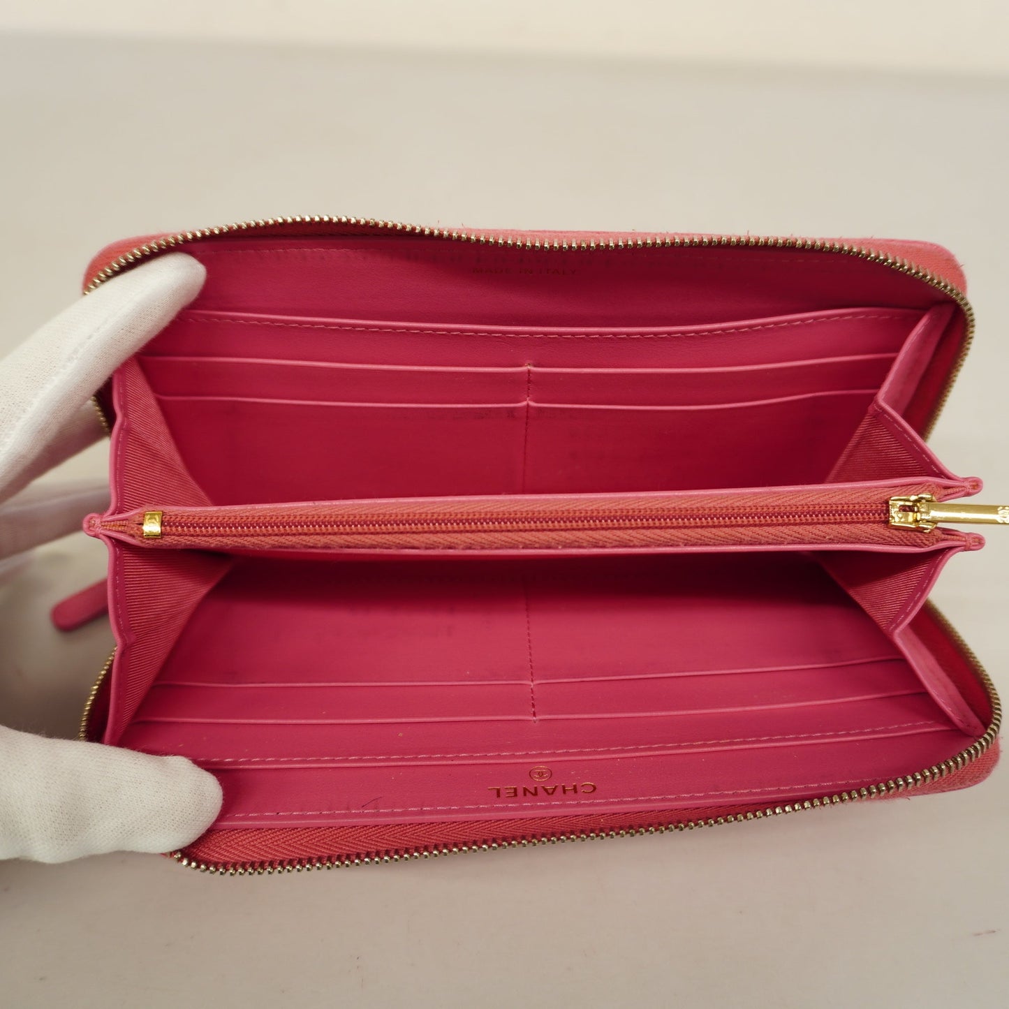 ChanelAuth  Matelasse Gold Hardware Women's Caviar Leather Long Wallet Pink