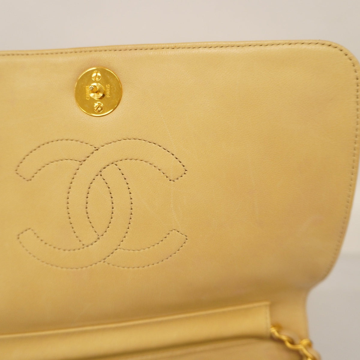 ChanelAuth  Matelasse Chain Shoulder Women's Leather Shoulder Bag Beige