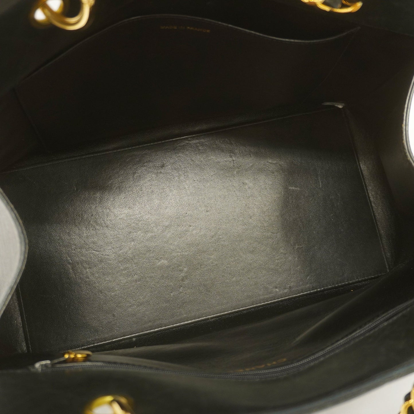 ChanelAuth  Matelasse Chain Tote Bag Women's Leather Tote Bag Beige