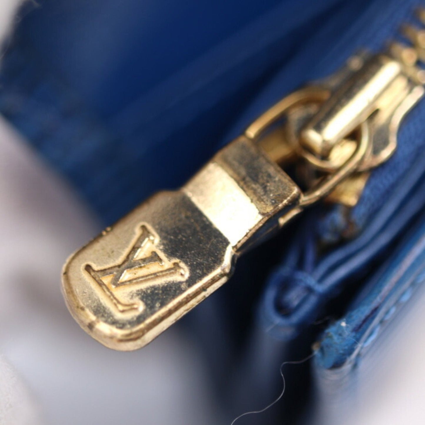 LOUIS VUITTON Pochette Portomone Cult Credit Long Wallet M63565 Epi Leather Toledo Blue Gold Hardware Old Snap Button Vintage