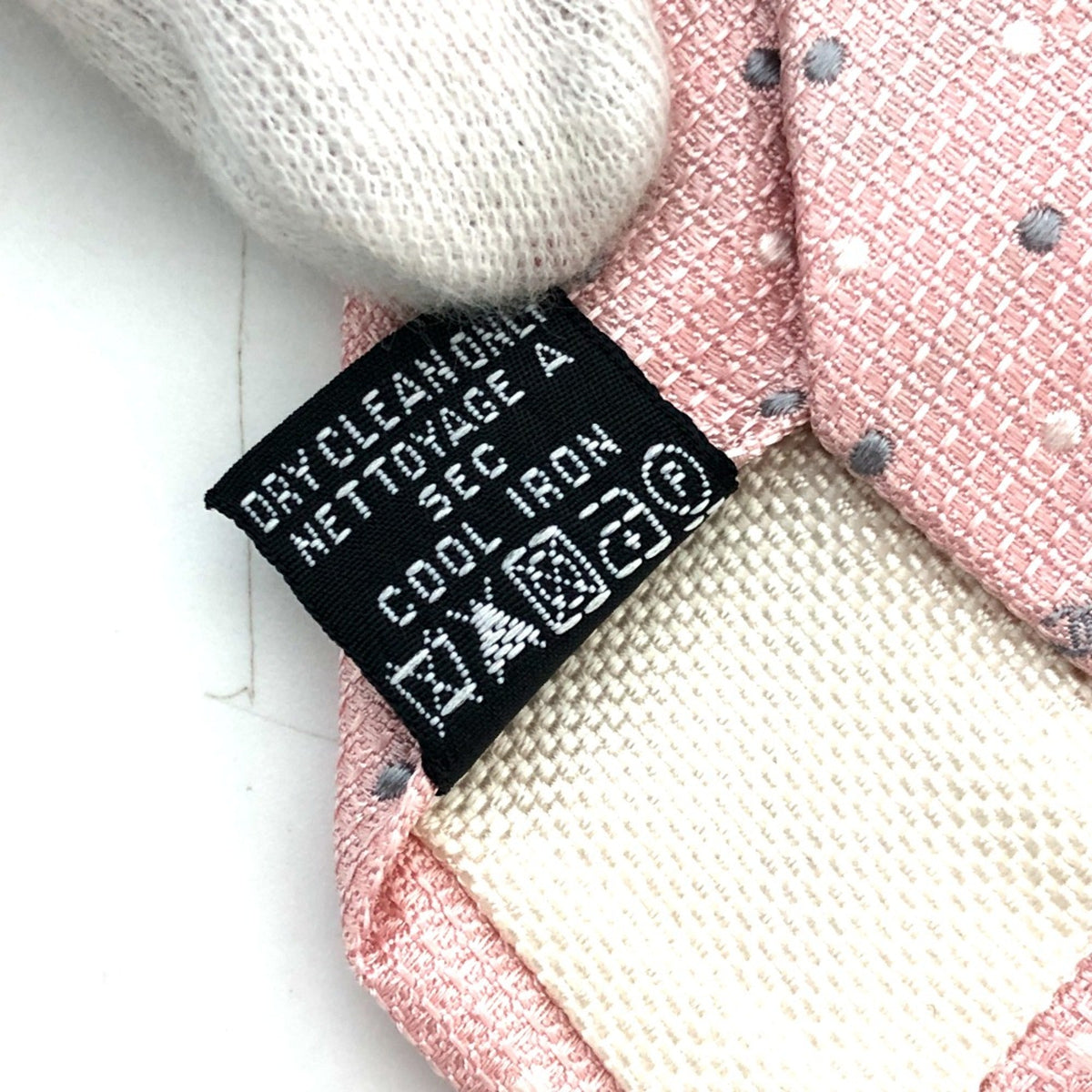 Chanel Necktie pink