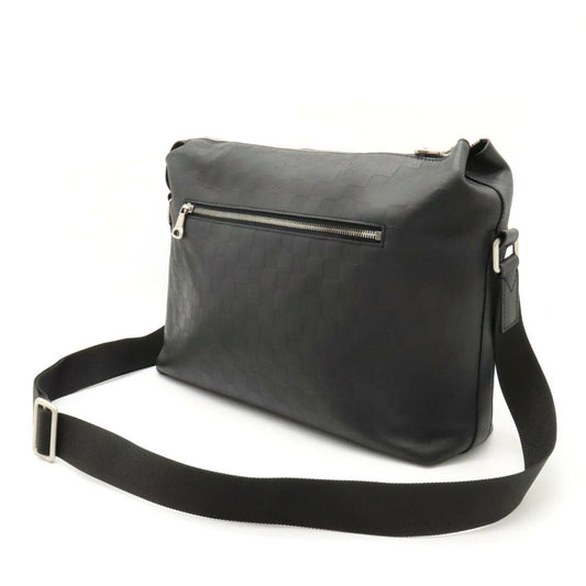 LOUIS VUITTON Damier Infini Discovery MM Shoulder Bag Onyx Black N42417