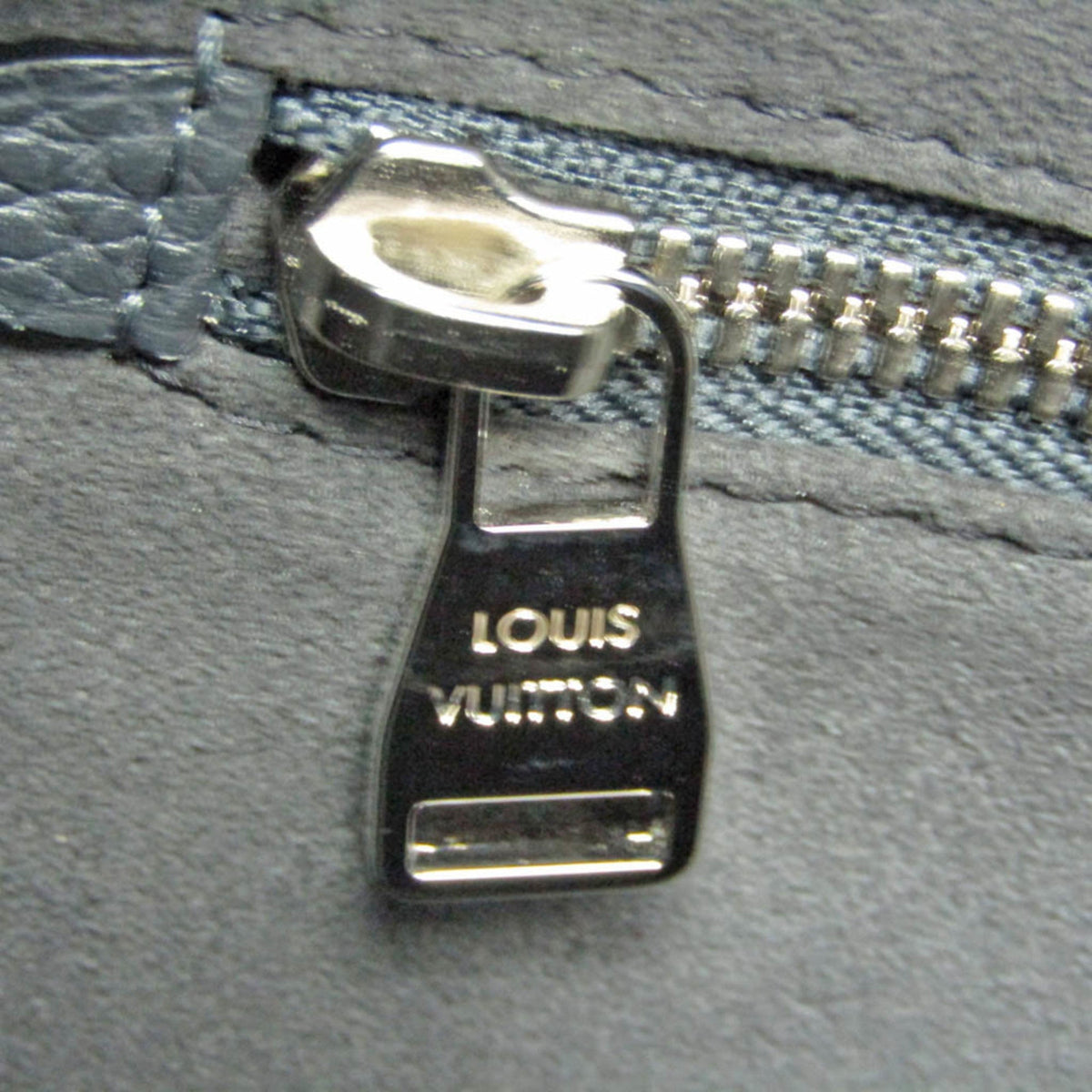 LOUIS VUITTON Taurillon Portfolio M48811 Men's Clutch Bag Noir