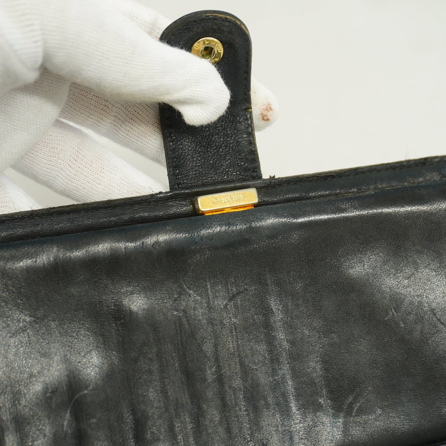 Chanel[3cc2399] Auth  long wallet caviar skin black gold metal