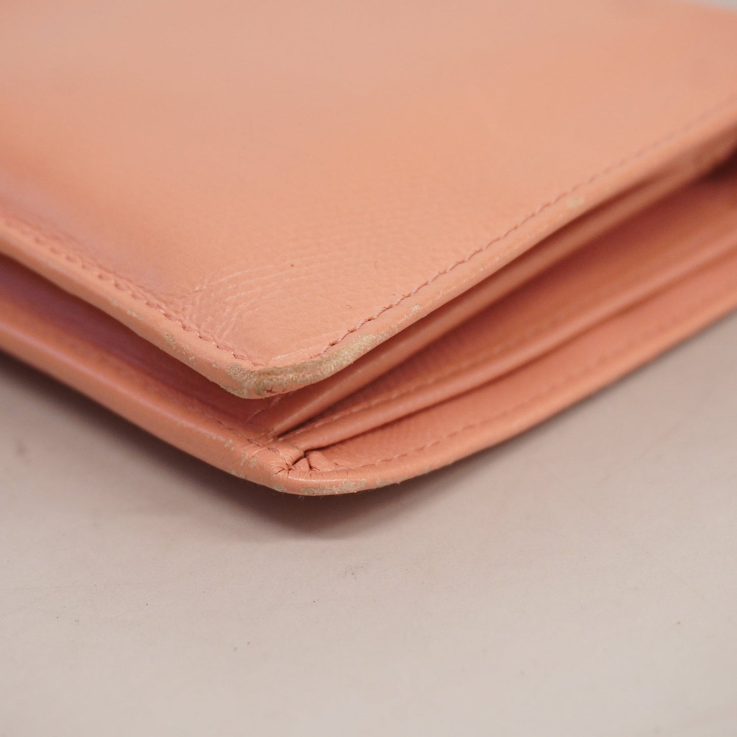 ChanelAuth  Coco Button Gold Hardware Women's Leather Long Wallet [bi-fold] Pink