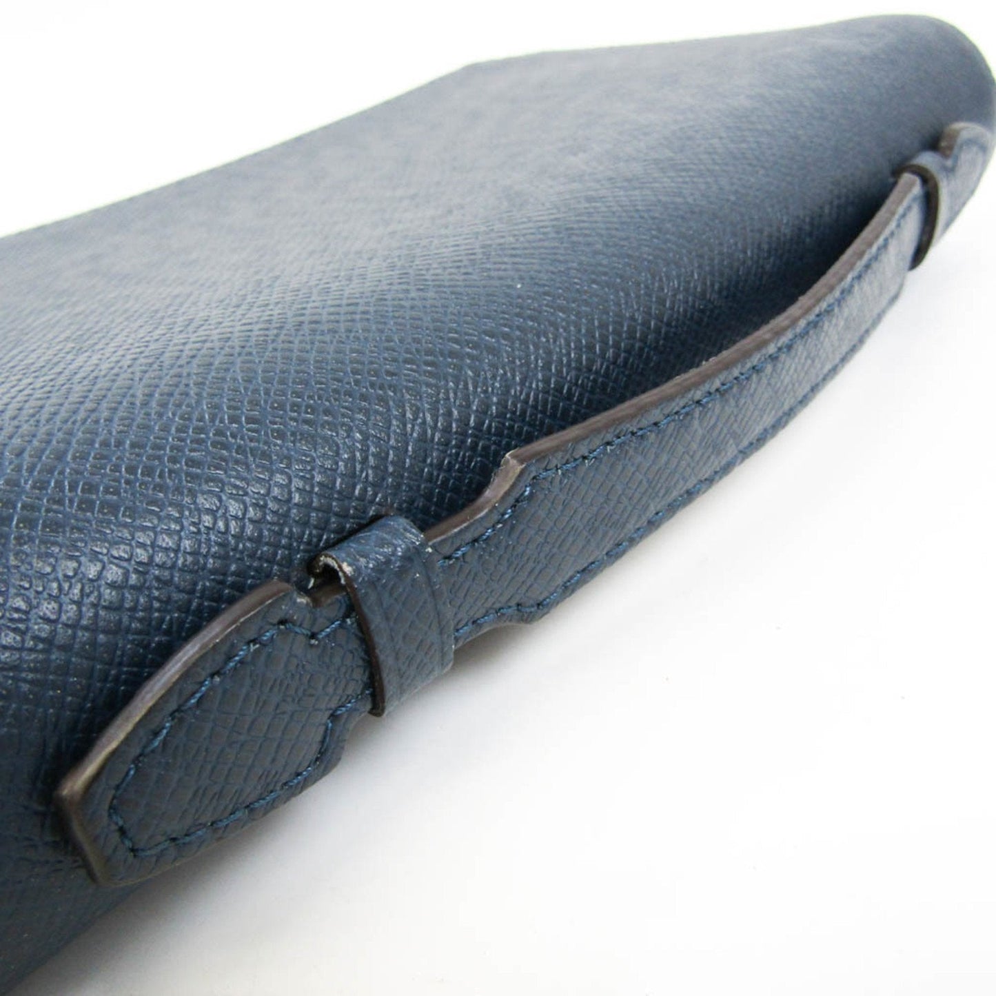 LOUIS VUITTON Taiga Zippy XL M42098 Men's Taiga Leather Long Wallet [bi-fold] Ocean