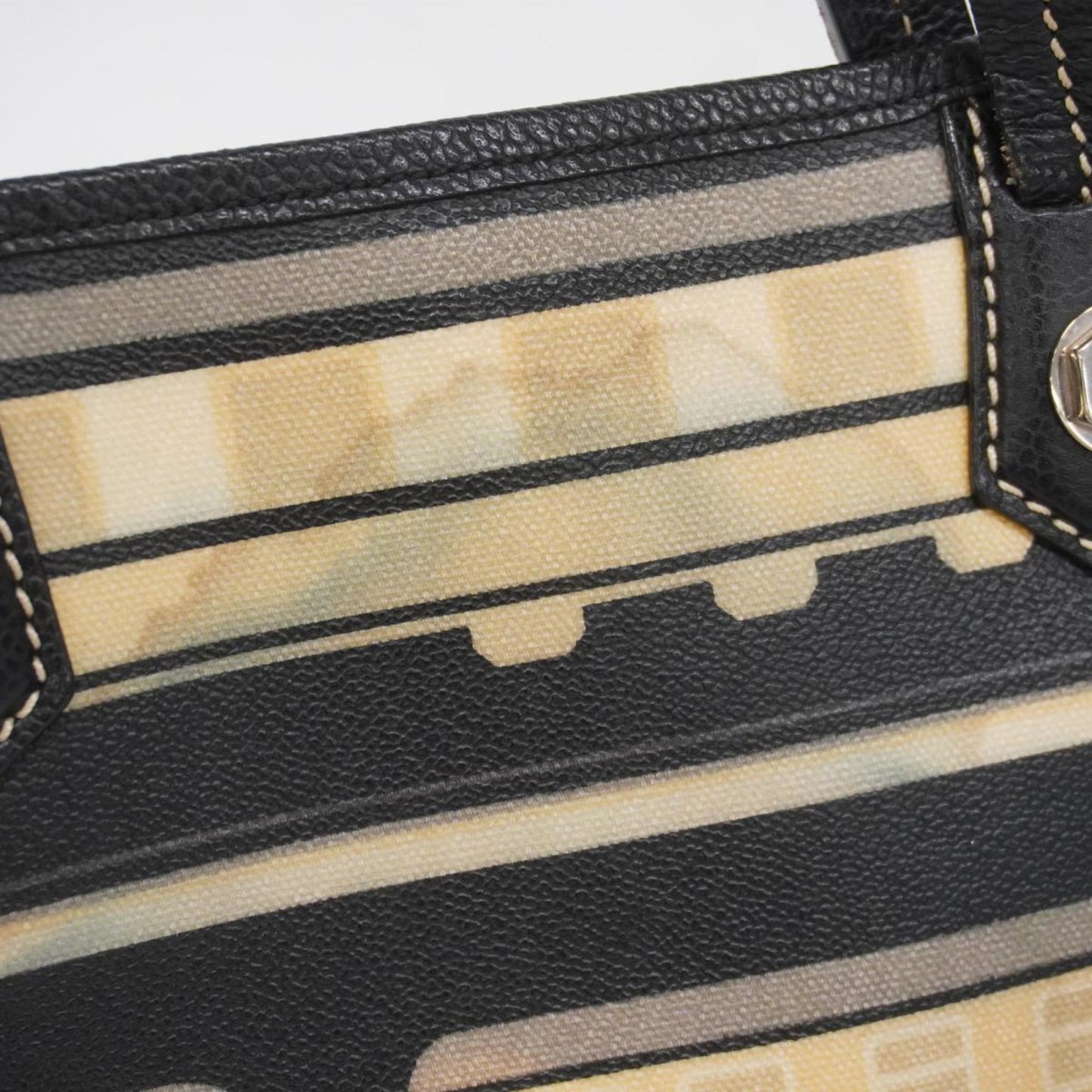 Chanel Tote Bag Central Station Caviar Skin Black Women's