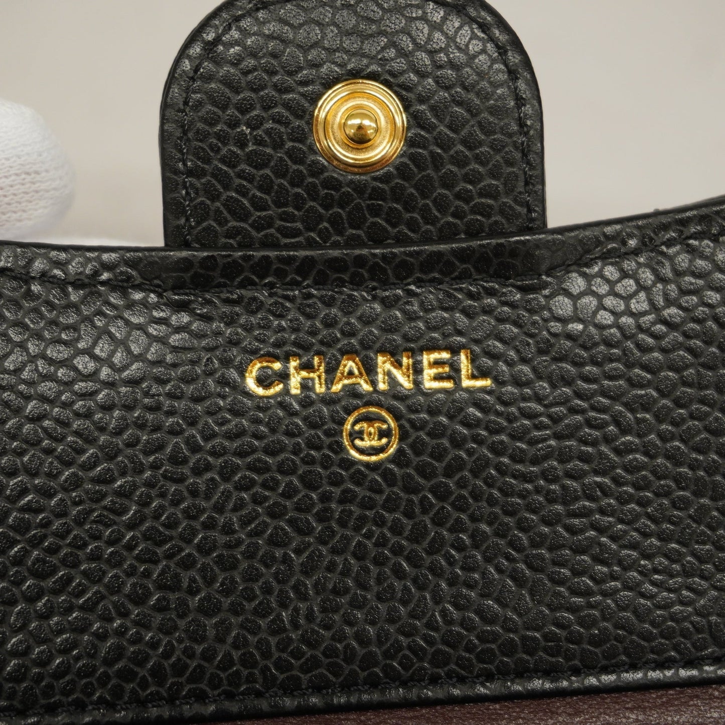 ChanelAuth  Matelasse Tri-fold Wallet Gold Metal Fittings Women's Caviar Leather