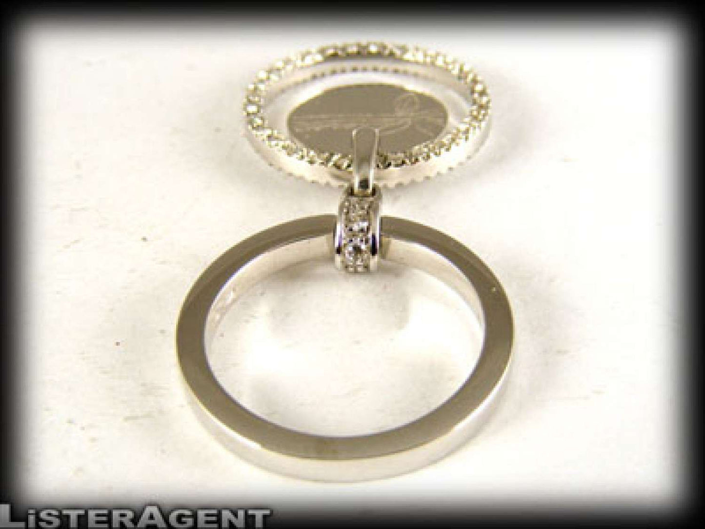GUCCI RING FLORA LIGHT 18KT WHITE GOLD AND DIAMONDS