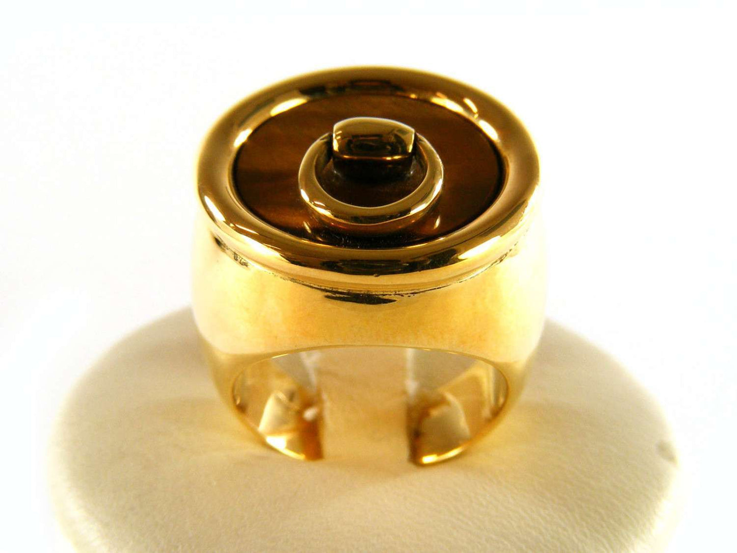 GUCCI RING HORSEBIT IN 18KT YELLOW GOLD AND EYE OF TIGER