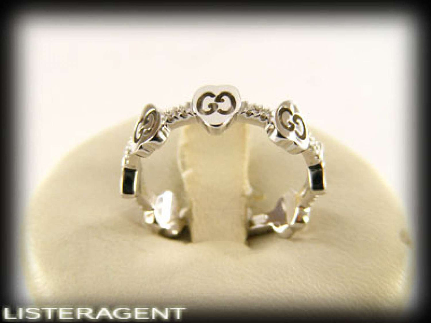 GUCCI RING GG LOVE MODULI HEARTS IN 18KT WHITE GOLD AND DIAMONDS